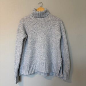 Everlane Heathered Light Blue Turtleneck Sweater